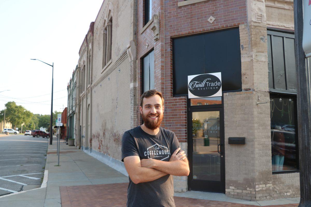 GW Weld has taken on a new project in Atchison. The building at 733 Commercial St. is going to get a fresh look in the spring with new windows and paint. Eventually, the upstairs will be 10 to 12 apartments.