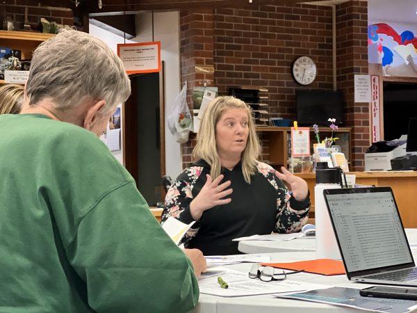 Eudora community navigator Laura Smith presents updates to the board at Tuesday’s library board meeting.