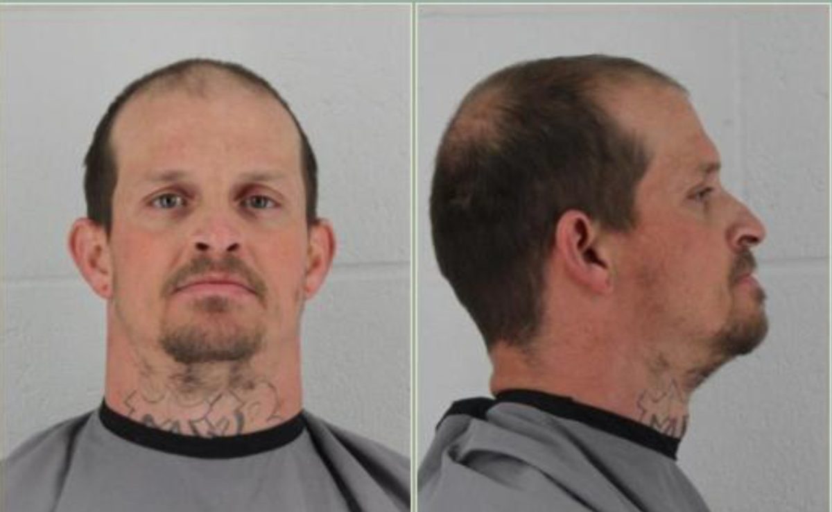 Area man escapes from corrections center