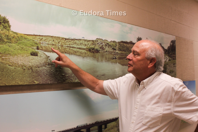 University of Kansas geologist Rolfe Mandel previously worked on a historical survey of Kansas that examined exposed streambanks. 