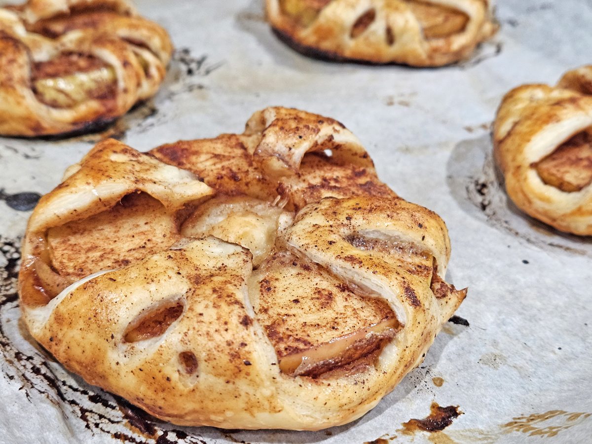 Spice Up Your Life: Apple Strudels