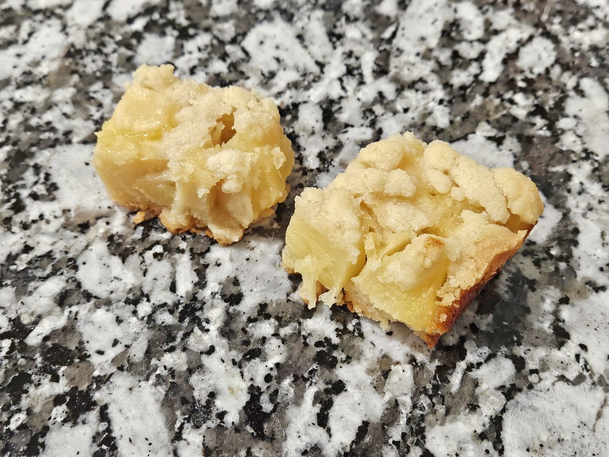 These pineapples bars feature a buttery, crispy crust on the bottom, topped with a sweet filling, perfect for a hot summer afternoon.