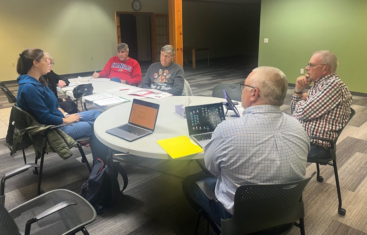 Library Board members want to remain on board during move