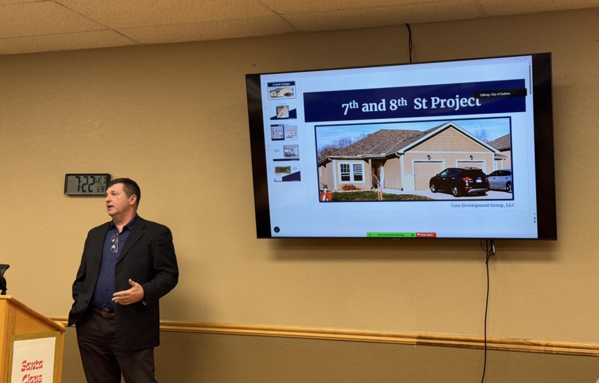 Anthony Brown, partner of Core Development, presents first designs of duplexes at 700 Pine, Spruce, Walnut and Cherry streets to the Planning Commission Wednesday. The commission approved the rezoning change necessary to begin the development process.